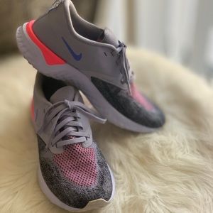Nike Odyssey React 2 Flyknit